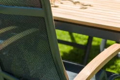 HARTMAN Alice Klappstuhl, xerix/schwarz, Alu/4x4 Textilen, mit Teak-Armlehnen