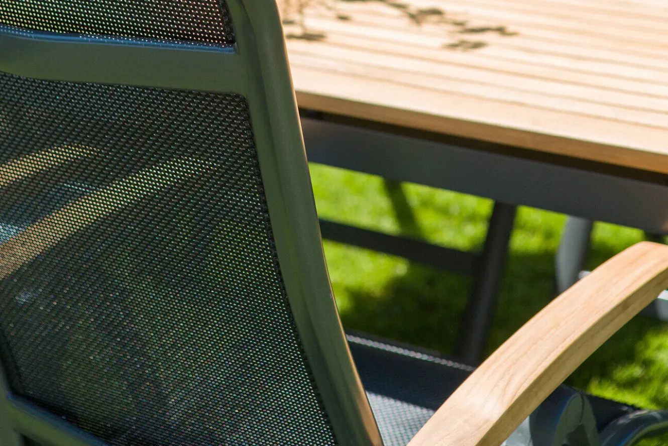 HARTMAN Alice Klappstuhl, xerix/schwarz, Alu/4x4 Textilen, mit Teak-Armlehnen