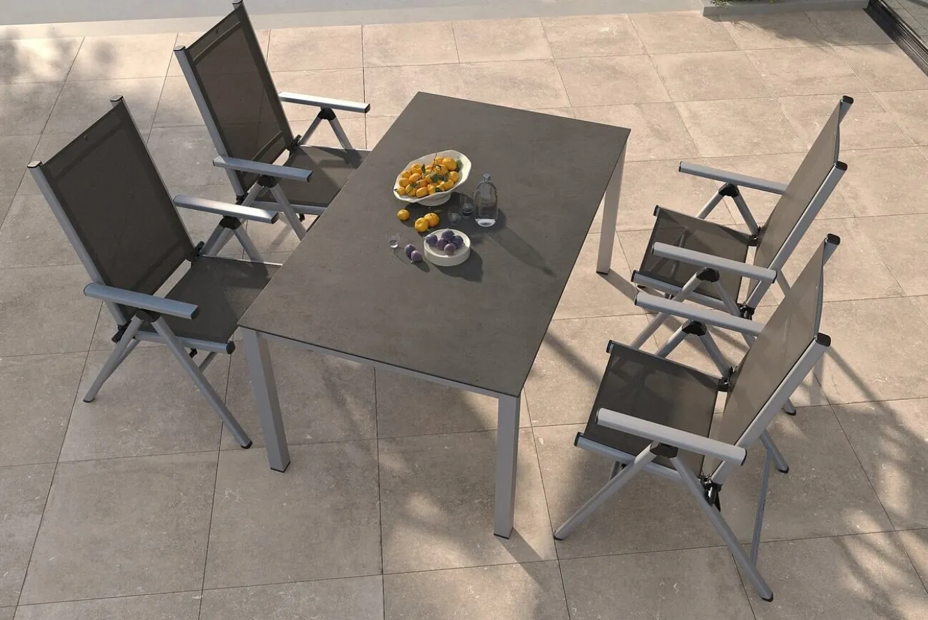 KETTLER BasicPlus Pro Garten-Essgruppe, silber/anthrazit, Alu/Textilene/Sicherheitsglas, 160 x 95 cm, 4 Klappstühle