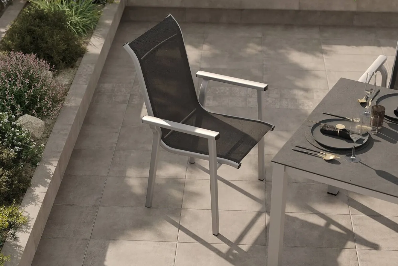 KETTLER BasicPlus Pro Garten-Essgruppe, silber/anthrazit, Alu/Textilene, ausziehbarer Tisch 180/240 x 100 cm, 6 Stapelsessel