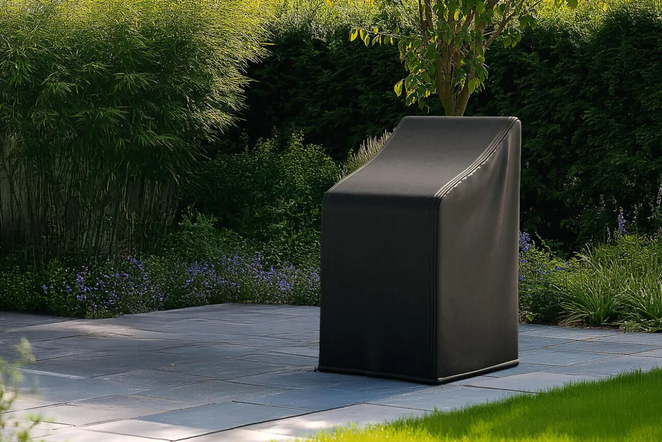 OUTFLEXX Abdeckhaube für Stapelstühle, schwarz, Polyester, TPU 420D Ripstop-Gewebe, 75 x 105 x 88/125 cm, mit Zugband