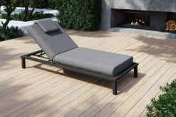 OUTFLEXX Blain Gartenliege, dunkelgrau, Alu/Polyester, 210 x 90 cm, schnelltrocknend, wasserabweisend