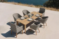 OUTFLEXX Borneo/Kota Garten-Essgruppe, natur/grau-meliert, Akazie/Alu/Polyrattan, 180x90cm, 4 Cocktailsessel, 2 Landhaussessel, FSC®-zertifiziertes Produkt