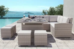 OUTFLEXX Country Collection Desert Garten-Essgruppe, desert-beige, Aluminium/Polyester, Tisch 123x123 cm, 8 Sitzplätze, wasserabweisend