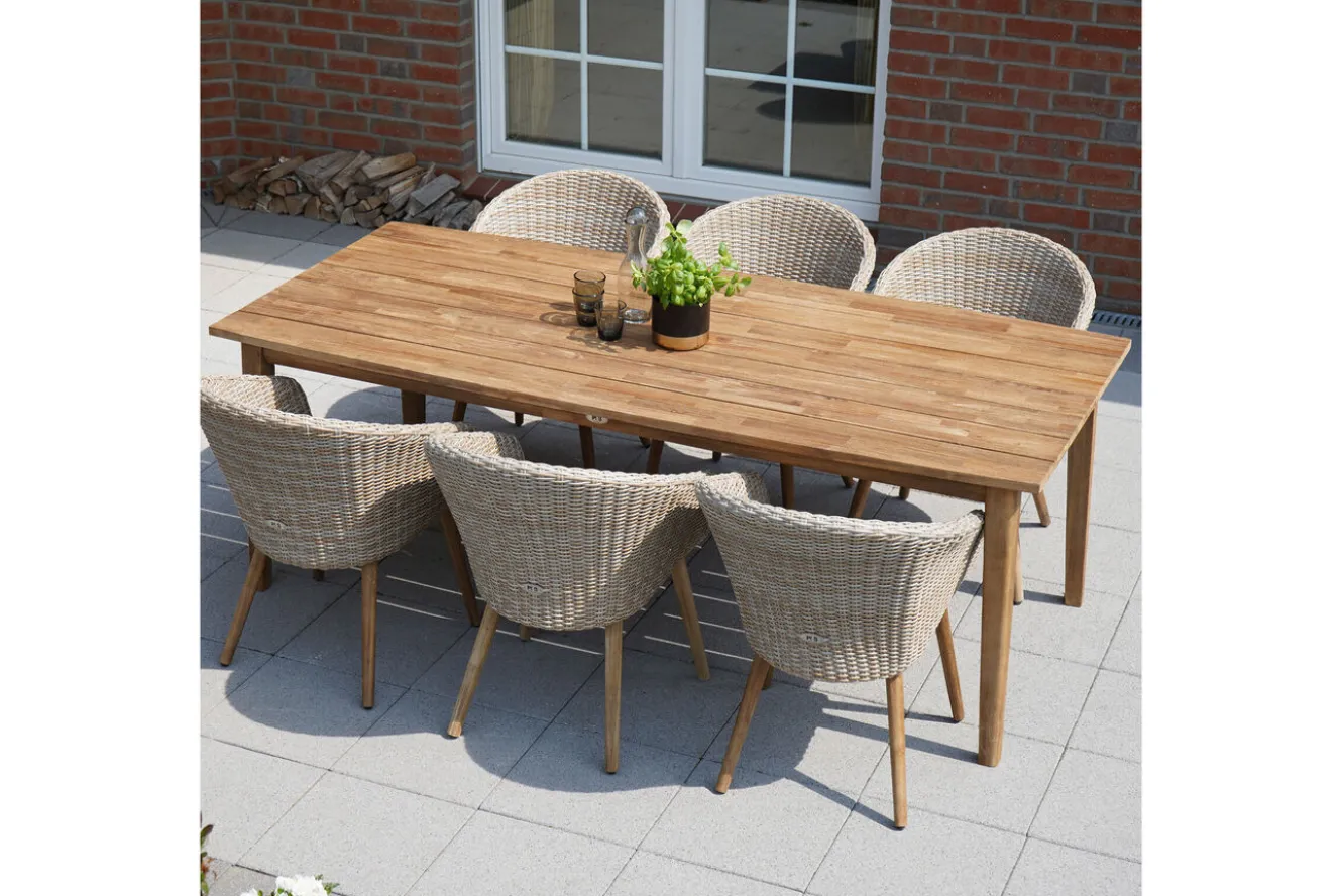 OUTFLEXX Dining-Tisch Borneo, Akazie gebürstet, natur, 220x100 cm, FSC®-zertifiziertes Produkt