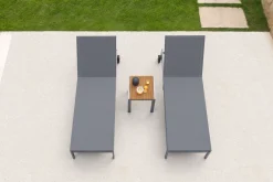 OUTFLEXX 2er-Set Rollliege, silber, Edelstahl/Teak, 212x71x36 cm, mit Beistelltisch 45x45cm, FSC®-zertifiziertes Produkt