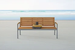 OUTFLEXX Gartenbank, Teakholz/Edelstahl, 3-Sitzer, 160x55x80cm, FSC®-zertifiziertes Produkt