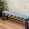 OUTFLEXX Kona Bank, dark grey/natur, Alu/recyceltes Teak, 200x40x45cm, rustikal gebürstet, U-Gestell, FSC®-zertifiziertes Produkt