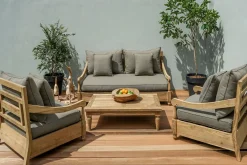OUTFLEXX Loungetisch, natur, recyceltes Teak, 120x80x31cm, aufwendig gestaltete Tischbeine, FSC®-zertifiziertes Produkt