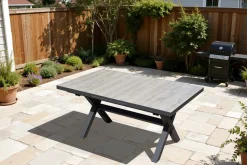 OUTFLEXX Louvra Ausziehtisch, anthrazit/Holzoptik, Alu/Keramik, 160/210x100,5cm, Tischplatte aus Keramikfliesen