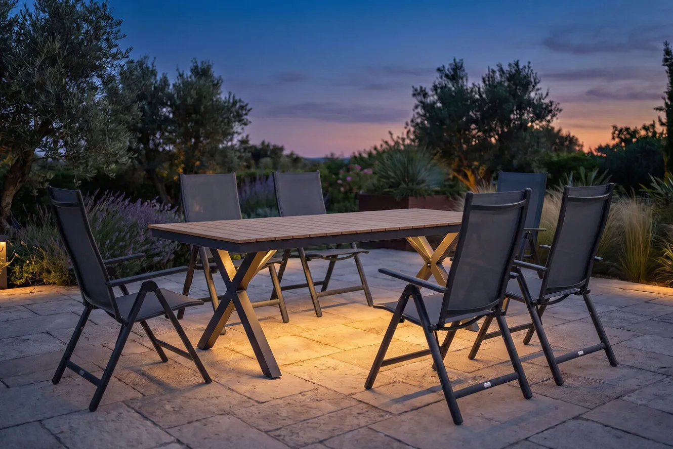OUTFLEXX Luminara Garten-Essgruppe, anthrazit matt/natur, Alu / Holzimitat, 240 x 100 cm, 6 Klappstühle, Tischplatte mit LED-Beleuchtung