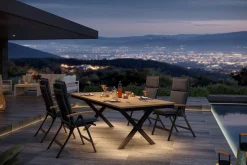 OUTFLEXX Luminara Garten-Essgruppe mit LED-Beleuchtung, anthrazit matt/natur, Aluminium/Textilen/Holzimitat, 240 x 100 cm, 4 Klappstühle, inkl. Auflagen