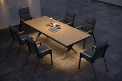 OUTFLEXX Luminara Garten-Essgruppe mit LED-Beleuchtung, anthrazit matt/natur, Alu/Holzimitat, 240 x 100 cm, inklusive Auflagen, 6 Stapelsessel