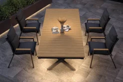 OUTFLEXX Luminara Garten-Essgruppe, anthrazit matt/natur, Alu/Holzimitat, 240 x 100 cm, 4 Stapelsessel, inkl. Auflagen, mit LED-Beleuchtung