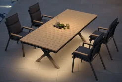 OUTFLEXX Luminara Garten-Essgruppe, anthrazit matt/natur, Alu/Holzimitat, 240 x 100 cm, 4 Stapelsessel, inkl. Auflagen, mit LED-Beleuchtung