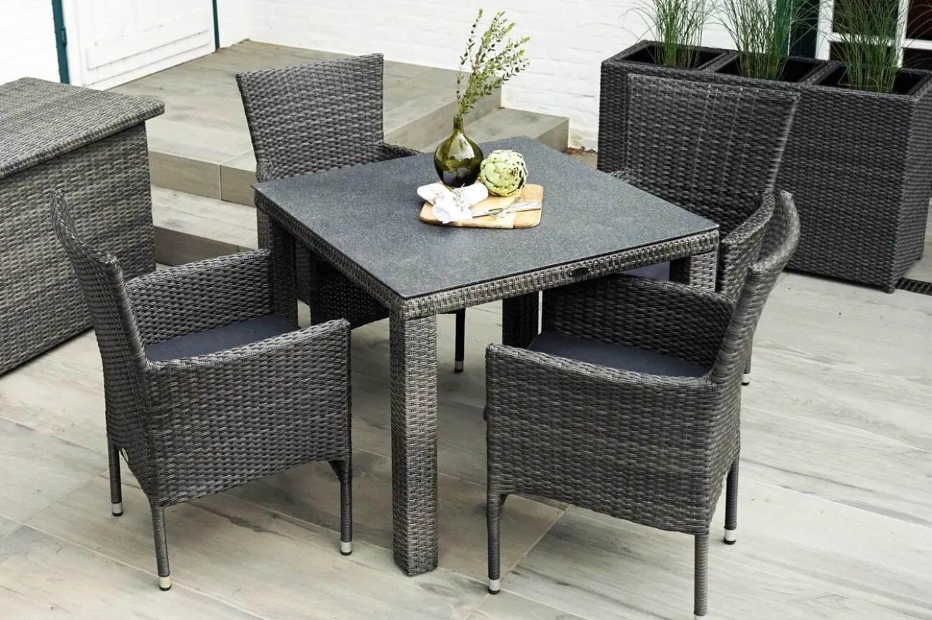 OUTFLEXX Rocking Garten-Essgruppe, grau/braun-meliert, Polyrattan, Tisch 90 x 90 cm, 4 Stapelsessel, Glasplatte in Steinoptik