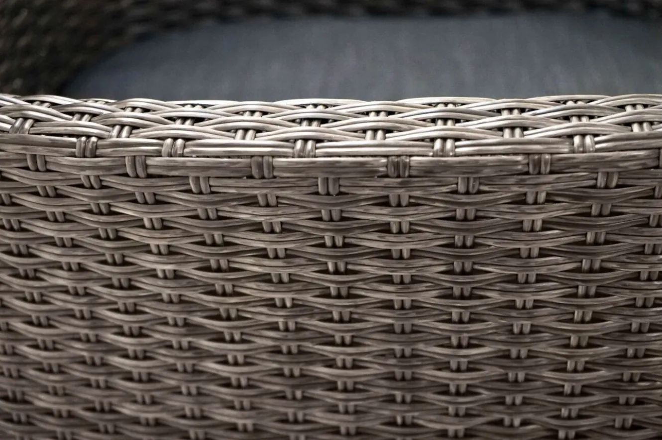 OUTFLEXX Rocking Garten-Essgruppe, grau/braun-meliert, Polyrattan, Tisch 90 x 90 cm, 4 Stapelsessel, Glasplatte in Steinoptik