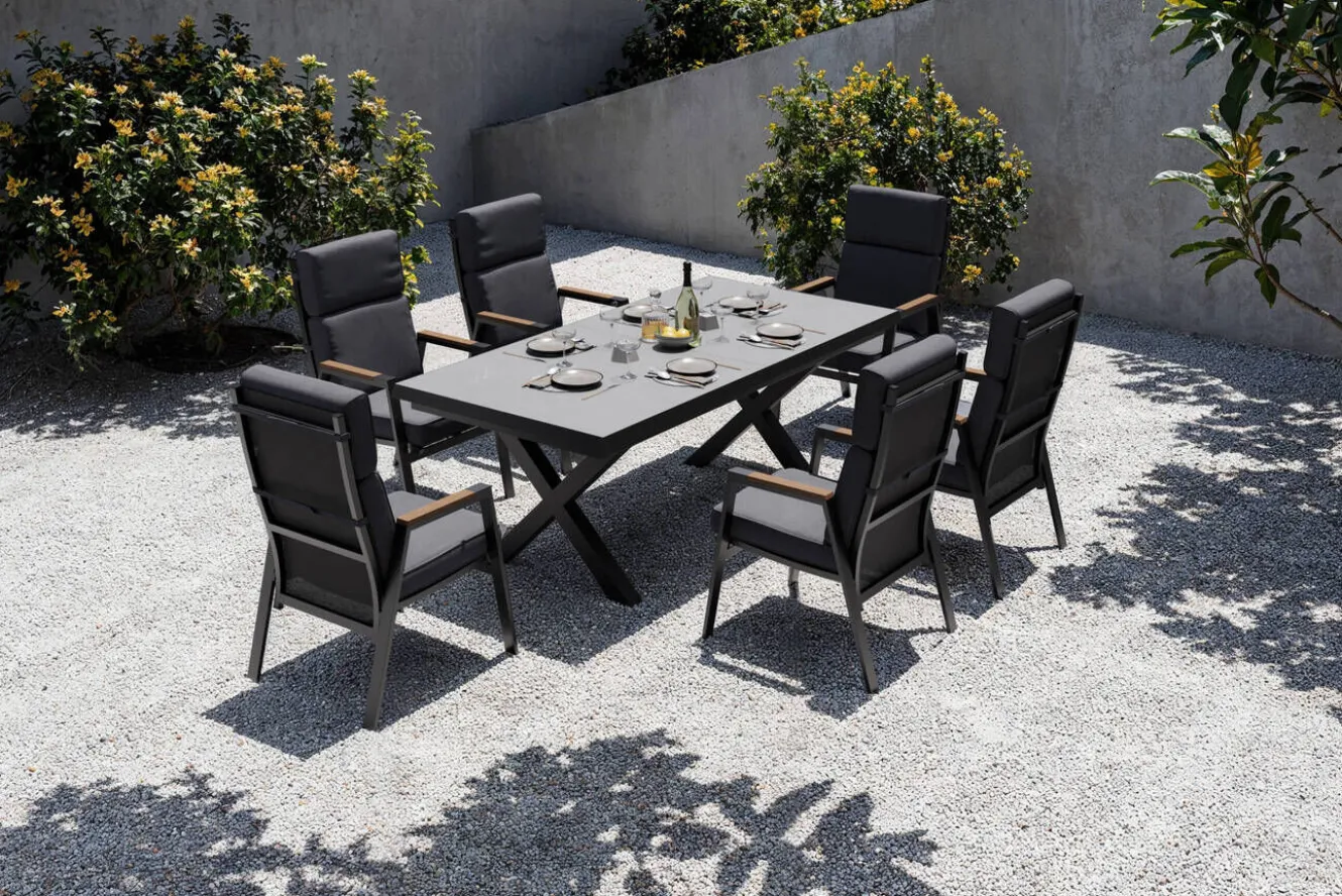 OUTFLEXX Serro Garten-Essgruppe, schwarz/anthrazit, Alu/Steinimitat/Teak, Tisch 200/260 x 100 cm, ausziehbar, 6 Stapelsessel