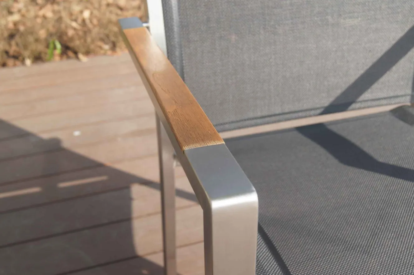 OUTFLEXX Stapelsessel, schwarz, Teak / Edelstahl / Textilene, 63x57x93 cm