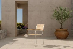 OUTFLEXX Stapelstuhl, silber/naturbelassen, Edelstahl/Teak, stapelbar, gebürstet, FSC®-zertifiziertes Produkt
