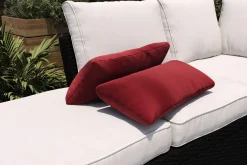 OUTFLEXX Tampere Dekokissen, rot, 100% Polyacryl, 30 x 60 cm, premium 2er-Set