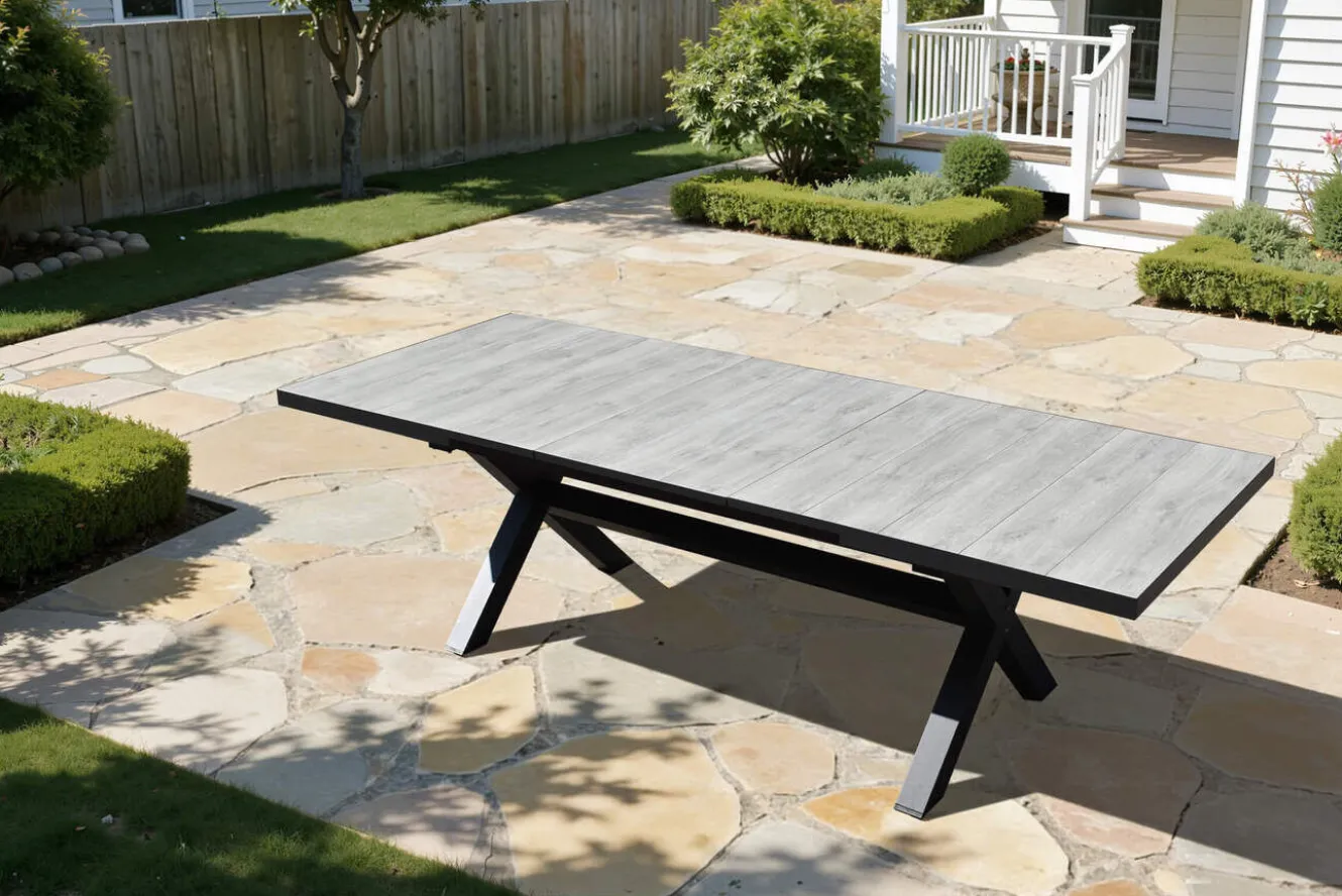 OUTLEXX Louvra Ausziehtisch, anthrazit/Holzoptik, Alu/Keramik, 200/260 x 100 cm, Tischplatte aus Keramikfliesen