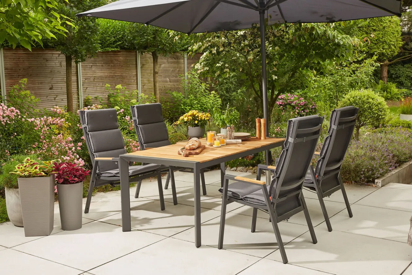 SIENA GARDEN Savona Move Stapelsessel, anthrazit matt, Alu/Ranotex, 73 x 60 x 113 cm, mit Teak-Armlehnen, verstellbar