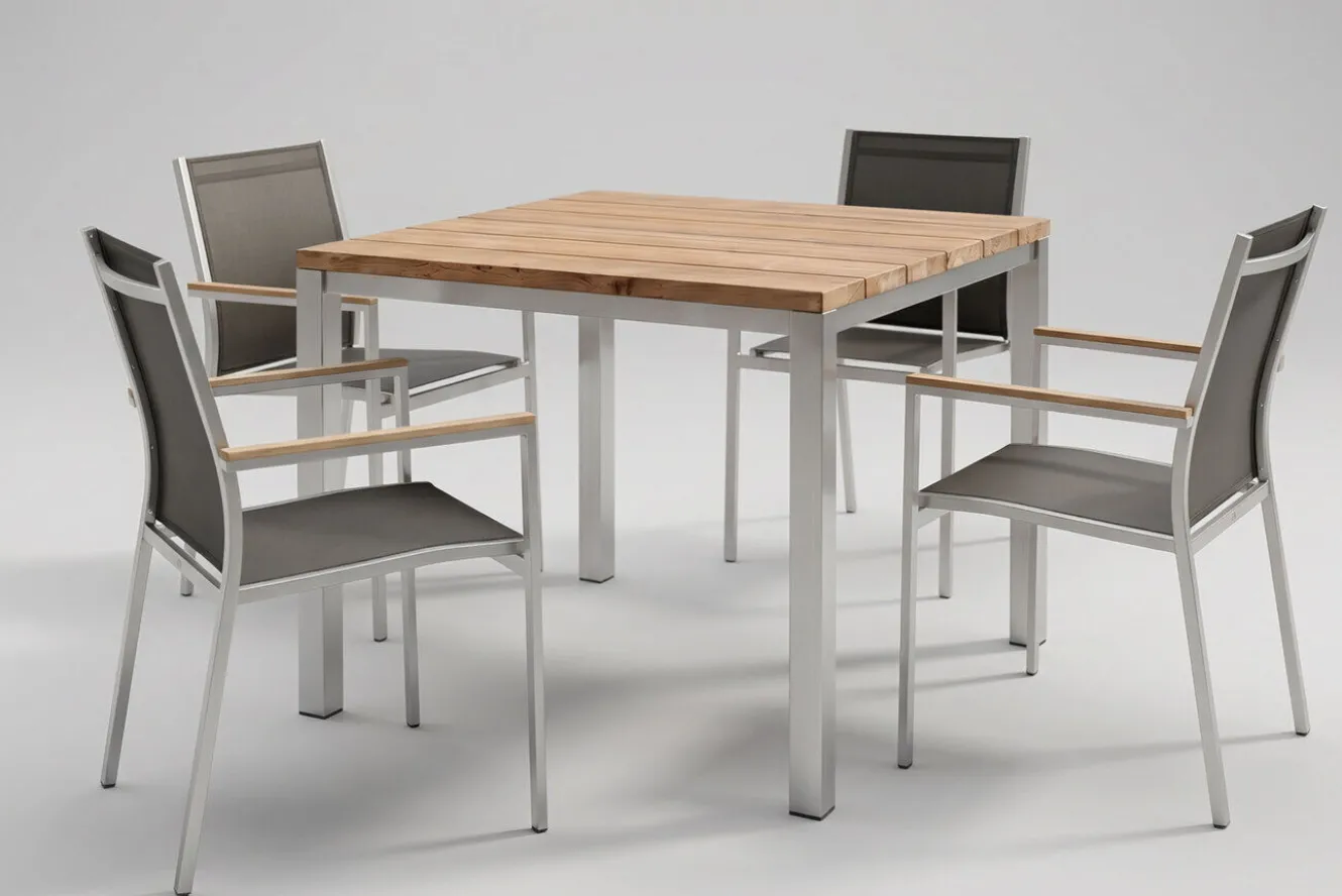 STERN Cardiff Garten-Essgruppe, silber/taupe, Edelstahl/recyceltes Teak, Tisch 90 x 90 cm, 4 Stapelsessel, FSC®-zertifiziertes Produkt