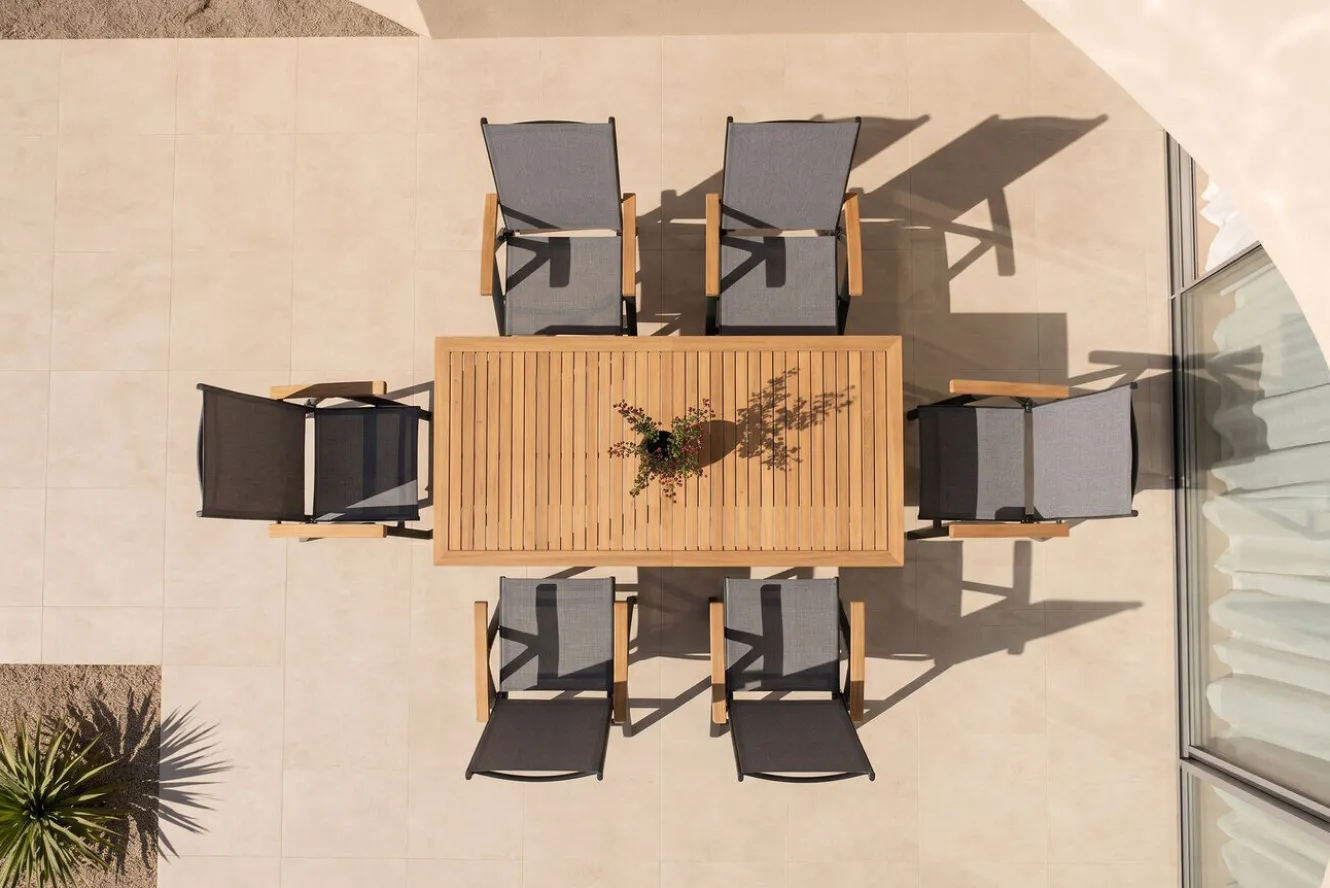 Villana Garten-Essgruppe, 6 Personen, ausziehbarer Tisch 150–200 cm, Aluminium /Eukalyptusholz FSC®-zertifiziert