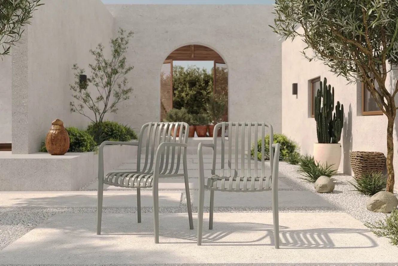 VILLANA Pico Soft Balkon-Set, grau, Kunststoff, Tisch Ø 70 cm und 2 Stapelsessel, UV-beständig, wetterfest