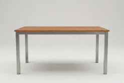 VILLANA Tasmania Esstisch, Silber/Natural, Aluminium/Eukalyptus, 150 x 90 cm, mit Fußkappen, hohe Belastbarkeit, FSC®-zertifiziertes Produkt